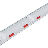 Guide barrier white PP with reflective strips L1170xW150xH50mm with fastening material