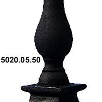 Kandelaar massief ijzer in zwart - ca. 31 cm hoog 10 cm breed